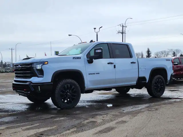 2026 Chevrolet Silverado 3500HD LT 6'8 FOOT BOX | DURAMAX | T... - Photo 2