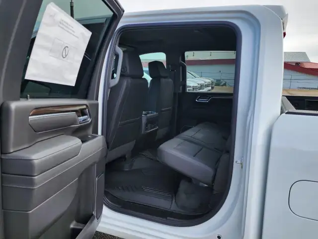 2026 Chevrolet Silverado 3500HD LT 6'8 FOOT BOX | DURAMAX | T... - Photo 11