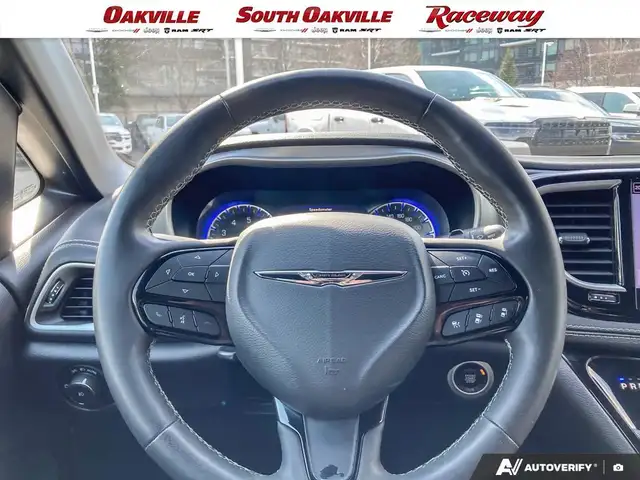 2023 Chrysler Pacifica TOURING L | 360 CAMERA | S APPEARANCE PKG - Photo 14