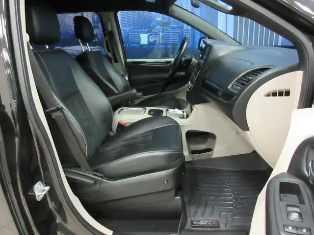 DODGE GRAND-CARAVAN 2017 SXT PREMIUM PLUS STOW-N-GO TOUT EQUIPE - Photo 9