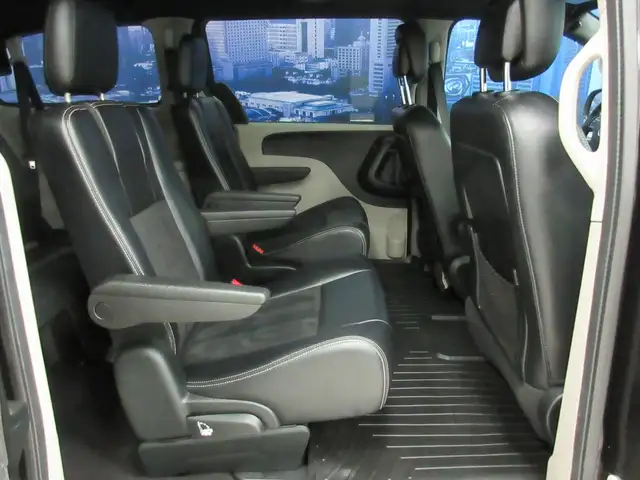 DODGE GRAND-CARAVAN 2017 SXT PREMIUM PLUS STOW-N-GO TOUT EQUIPE - Photo 12