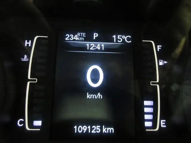 JEEP CHEROKEE 2019 SPORT 4X4 V-6 3.2 LITRES SIEGES   VOLANT CHAU - Photo 6