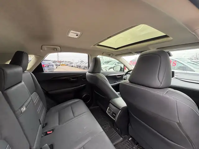 2020 Lexus NX NX 300 AWD - Photo 24