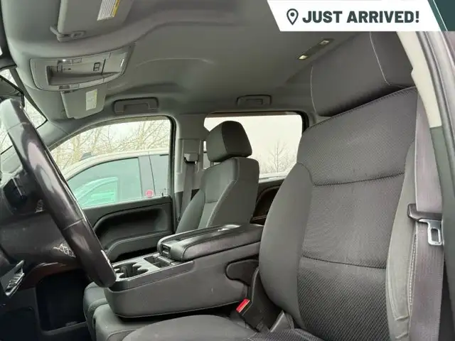 2015 GMC Sierra 2500HD SLE 4WD Crew Cab | HD Trailering Package - Photo 3