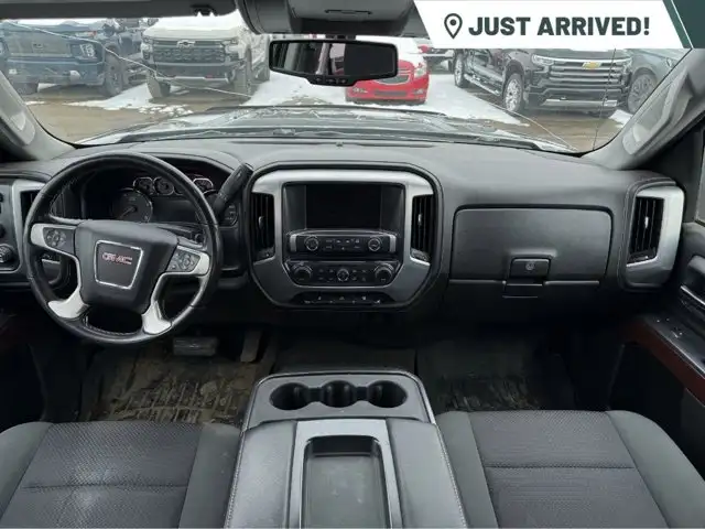 2015 GMC Sierra 2500HD SLE 4WD Crew Cab | HD Trailering Package - Photo 4