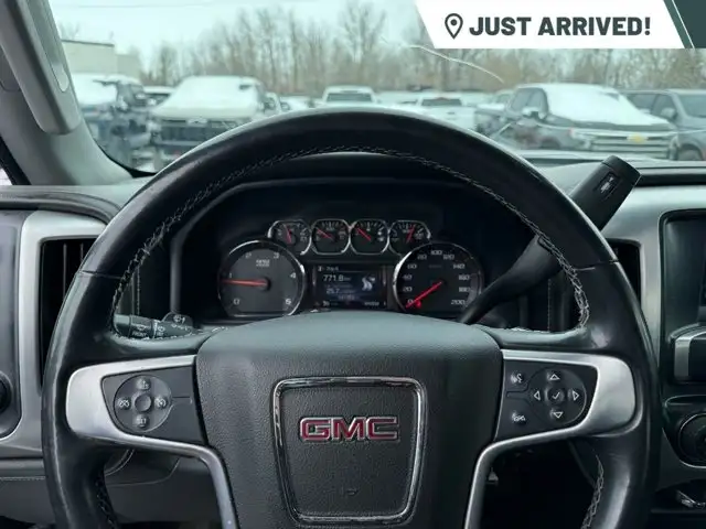 2015 GMC Sierra 2500HD SLE 4WD Crew Cab | HD Trailering Package - Photo 6