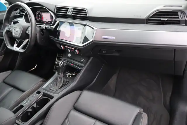 2019 Audi Q3 - Photo 12