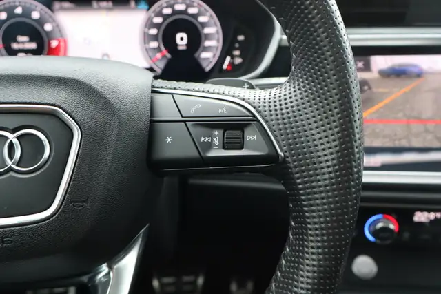 2019 Audi Q3 - Photo 15