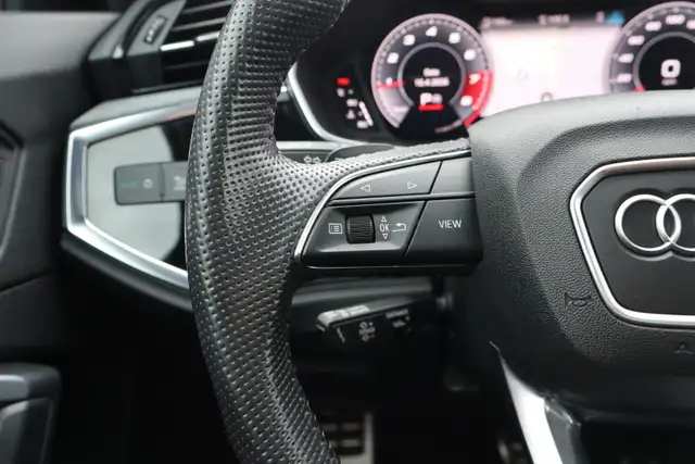 2019 Audi Q3 - Photo 16