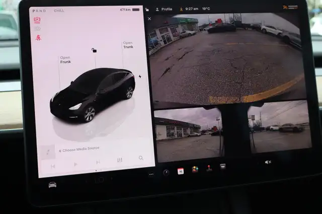 2022 Tesla Model Y - Photo 24