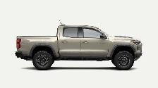 2026 Chevrolet Colorado 4WD ZR2 - Photo 2