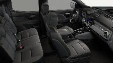 2026 Chevrolet Colorado 4WD ZR2 - Photo 5