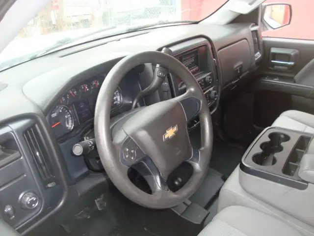 2015 Chevrolet Silverado 1500 CREW CAB 4X4 - Photo 5