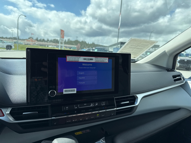 2026 Toyota Sienna LE 8-Passenger AWD - Hybrid - Photo 17