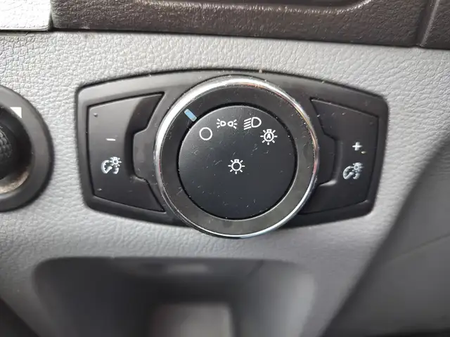 2019 Ford Transit T-250 Van | No Accidents Reported | Roof Rack - Photo 13