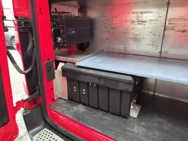 2019 Ford Transit T-250 Van | No Accidents Reported | Roof Rack - Photo 24