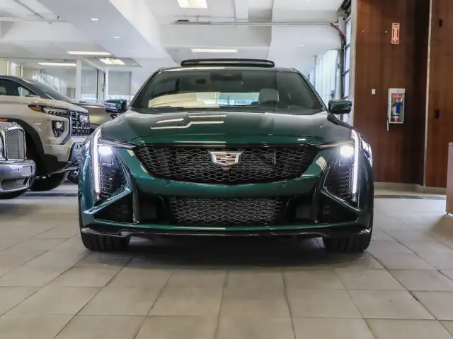 2026 Cadillac CT5-V Blackwing - Photo 2