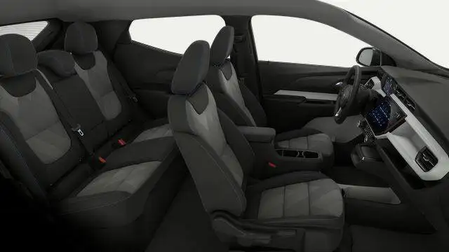 2027 Chevrolet Bolt - Photo 5