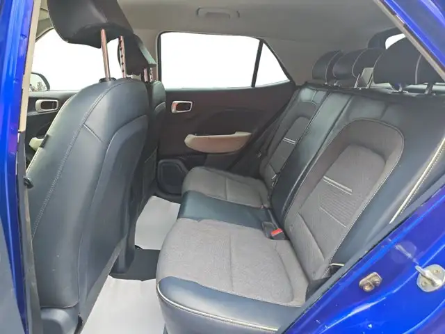 2020 Hyundai Venue Trend w/Urban Pkg/Denim Interior - Photo 16