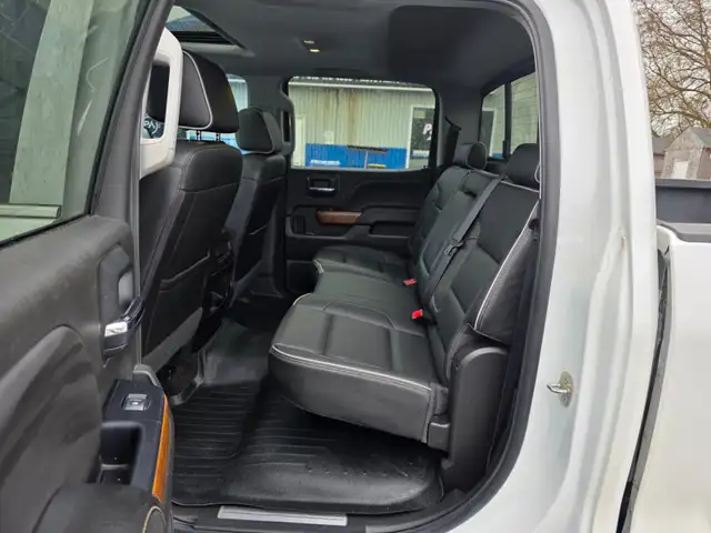 2018 Chevrolet Silverado 1500 High Country Short Box - Photo 21