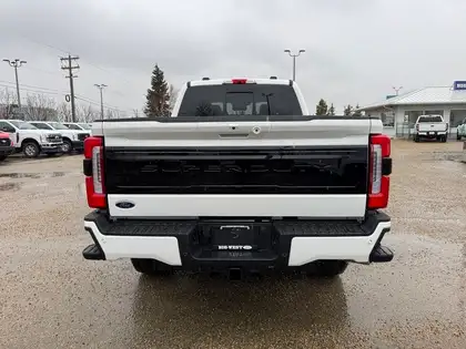 2026 Ford F-350 PLATINUM w/FX4, 5th WHL PREP, MNRF & 2KW PRO PWR - Photo 4