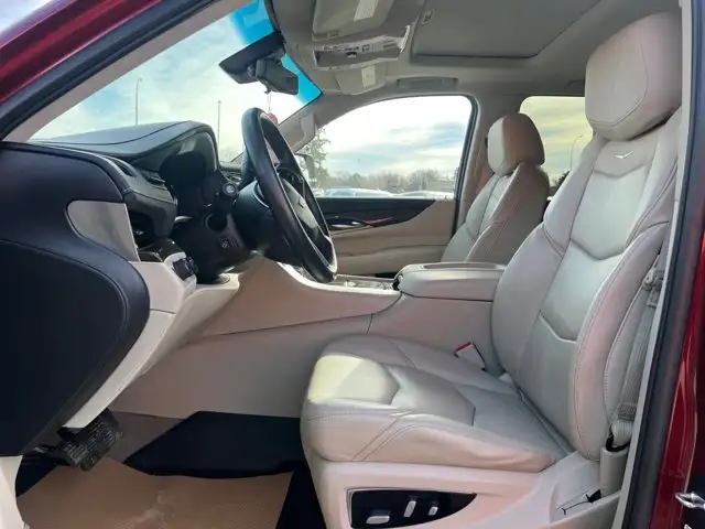 2020 Cadillac Escalade Luxury - Photo 12