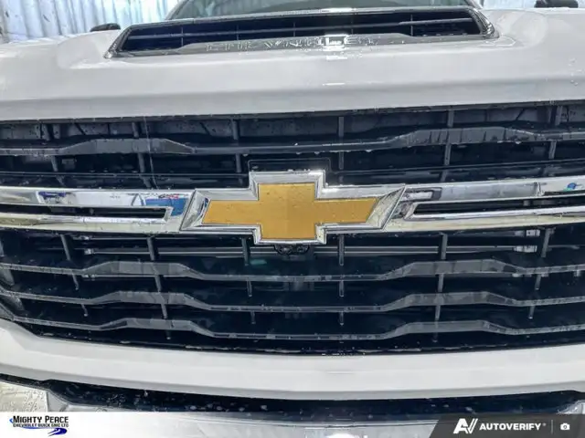2026 Chevrolet Silverado 3500HD LT - Photo 9