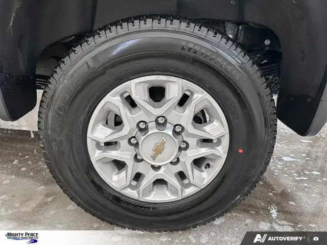 2026 Chevrolet Silverado 3500HD LT - Photo 6