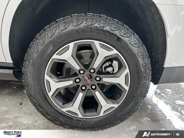 2026 GMC Yukon AT4 Ultimate - Photo 6