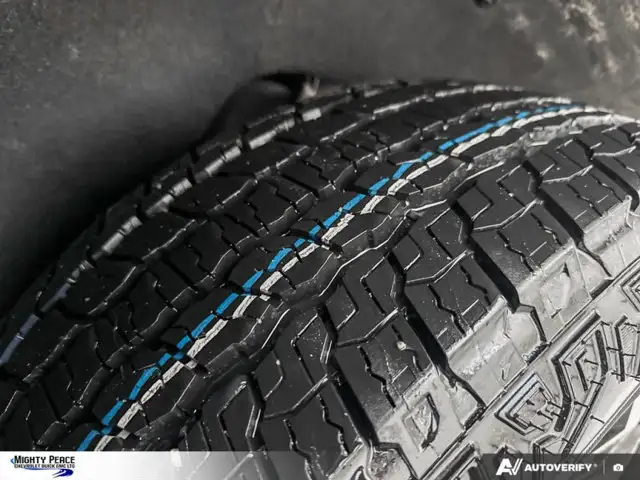 2026 GMC Yukon AT4 Ultimate - Photo 7