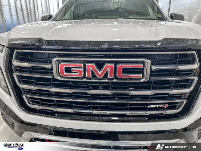 2026 GMC Yukon AT4 Ultimate - Photo 9