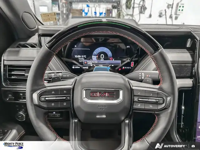 2026 GMC Yukon AT4 Ultimate - Photo 13