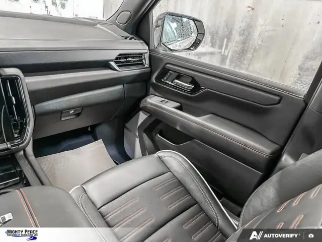 2026 GMC Yukon AT4 Ultimate - Photo 24