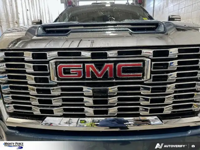 2026 GMC Sierra 3500HD Denali - Photo 9