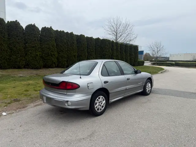 2005 PONTIAC SUNFIRE SL AUTOMATIC LOCAL BC 137,000 KMS !! - Photo 3