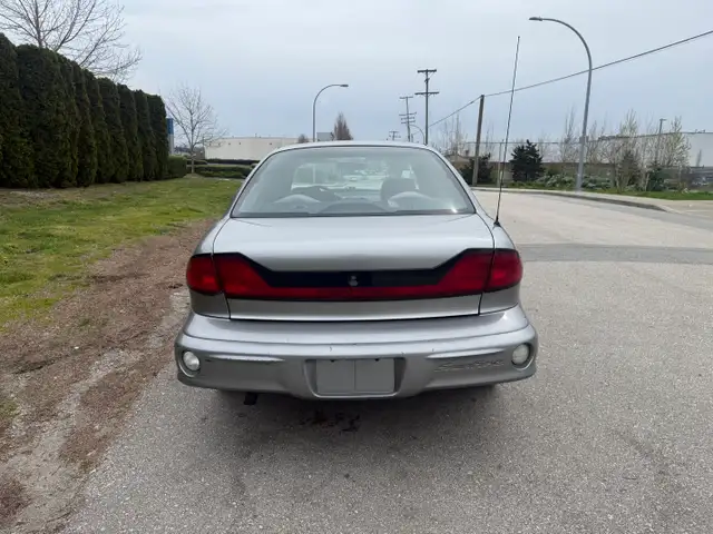 2005 PONTIAC SUNFIRE SL AUTOMATIC LOCAL BC 137,000 KMS !! - Photo 6