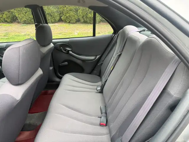 2005 PONTIAC SUNFIRE SL AUTOMATIC LOCAL BC 137,000 KMS !! - Photo 9