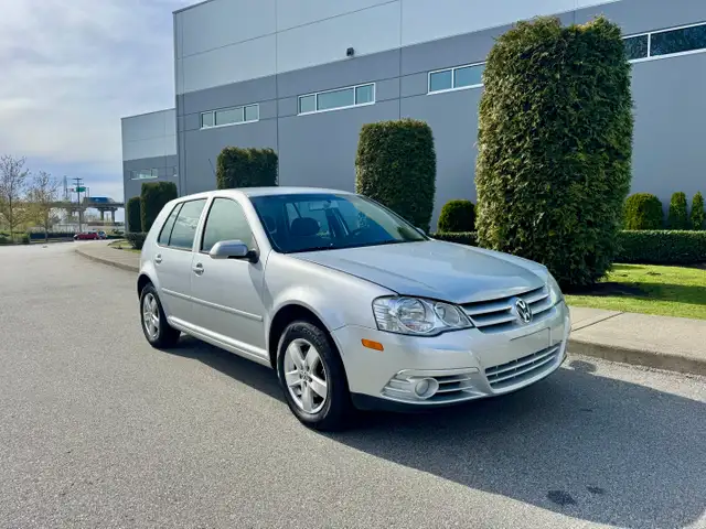 2009 Volkswagen CITY GOLF HB AUTOMATIC A/C LOCAL BC 144,000KM - Photo 2