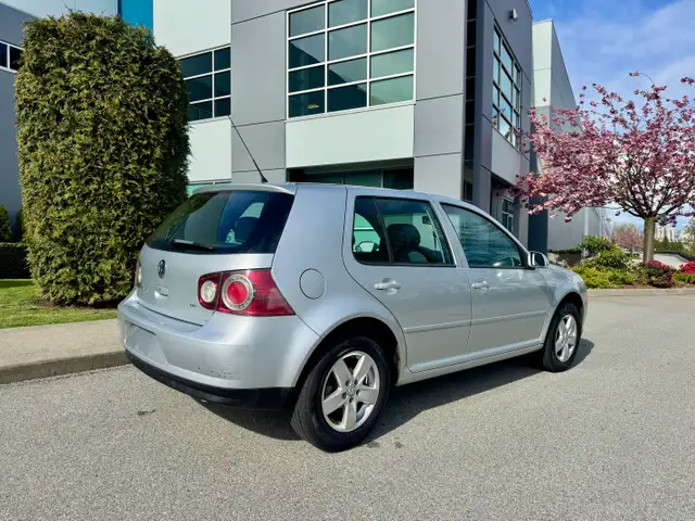 2009 Volkswagen CITY GOLF HB AUTOMATIC A/C LOCAL BC 144,000KM - Photo 3