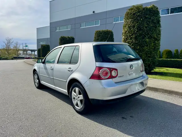 2009 Volkswagen CITY GOLF HB AUTOMATIC A/C LOCAL BC 144,000KM - Photo 4