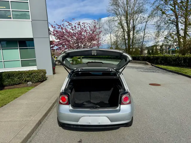 2009 Volkswagen CITY GOLF HB AUTOMATIC A/C LOCAL BC 144,000KM - Photo 8
