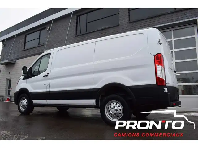 2021 Ford Transit Cargo Van AWD  T-150 130WB  Séparateur & T - Photo 6