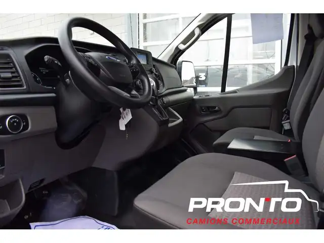 2021 Ford Transit Cargo Van AWD  T-150 130WB  Séparateur & T - Photo 16