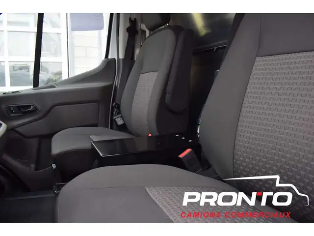 2021 Ford Transit Cargo Van AWD  T-150 130WB  Séparateur & T - Photo 22
