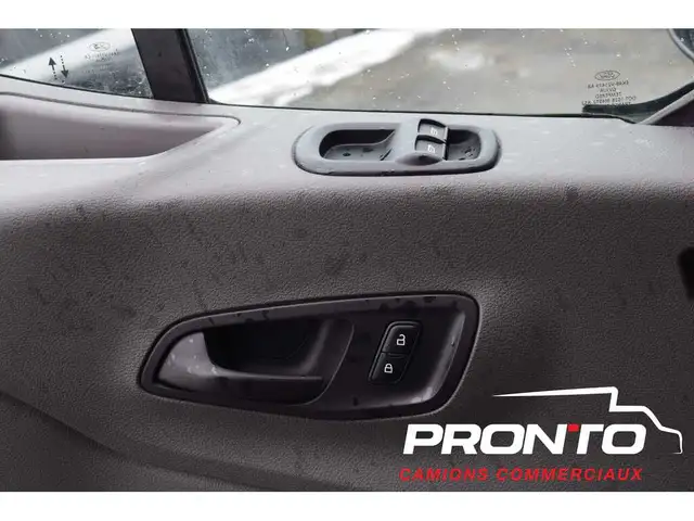 2021 Ford Transit Cargo Van AWD  T-150 130WB  Séparateur & T - Photo 27