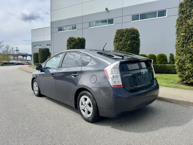 2010 Toyota Prius HYBRID II AUTOMATIC A/C LEATHER GAS SAVER! - Photo 4
