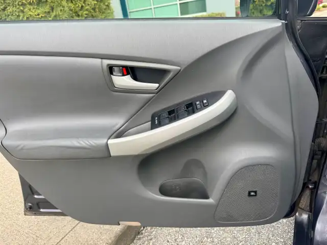 2010 Toyota Prius HYBRID II AUTOMATIC A/C LEATHER GAS SAVER! - Photo 11