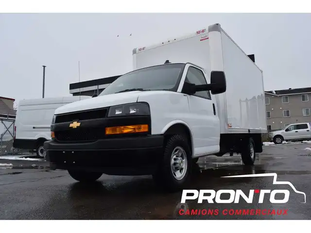 2025 Chevrolet Express Commercial Cutaway V8 6.6L  14 Pieds - Photo 2