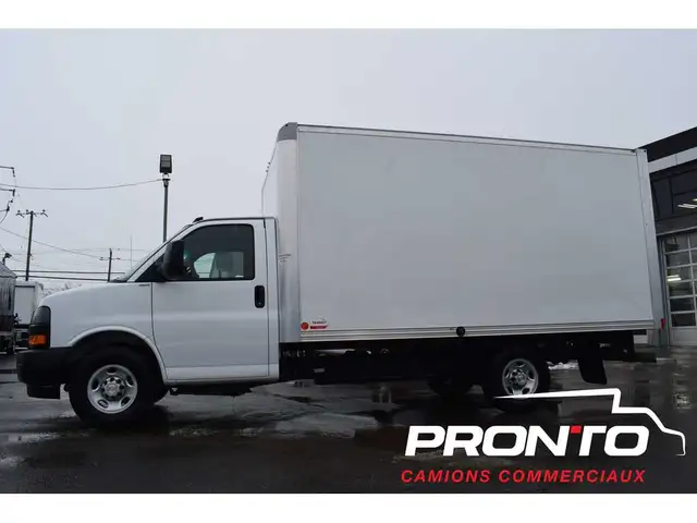 2025 Chevrolet Express Commercial Cutaway V8 6.6L  14 Pieds - Photo 4