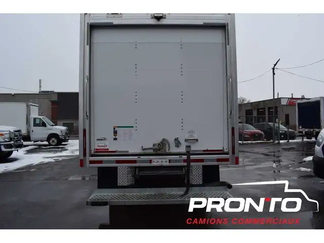 2025 Chevrolet Express Commercial Cutaway V8 6.6L  14 Pieds - Photo 6